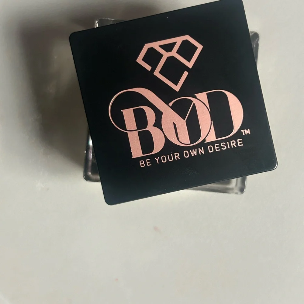 DESIRE MATTE MAGIC LOOSE SETTING POWDER